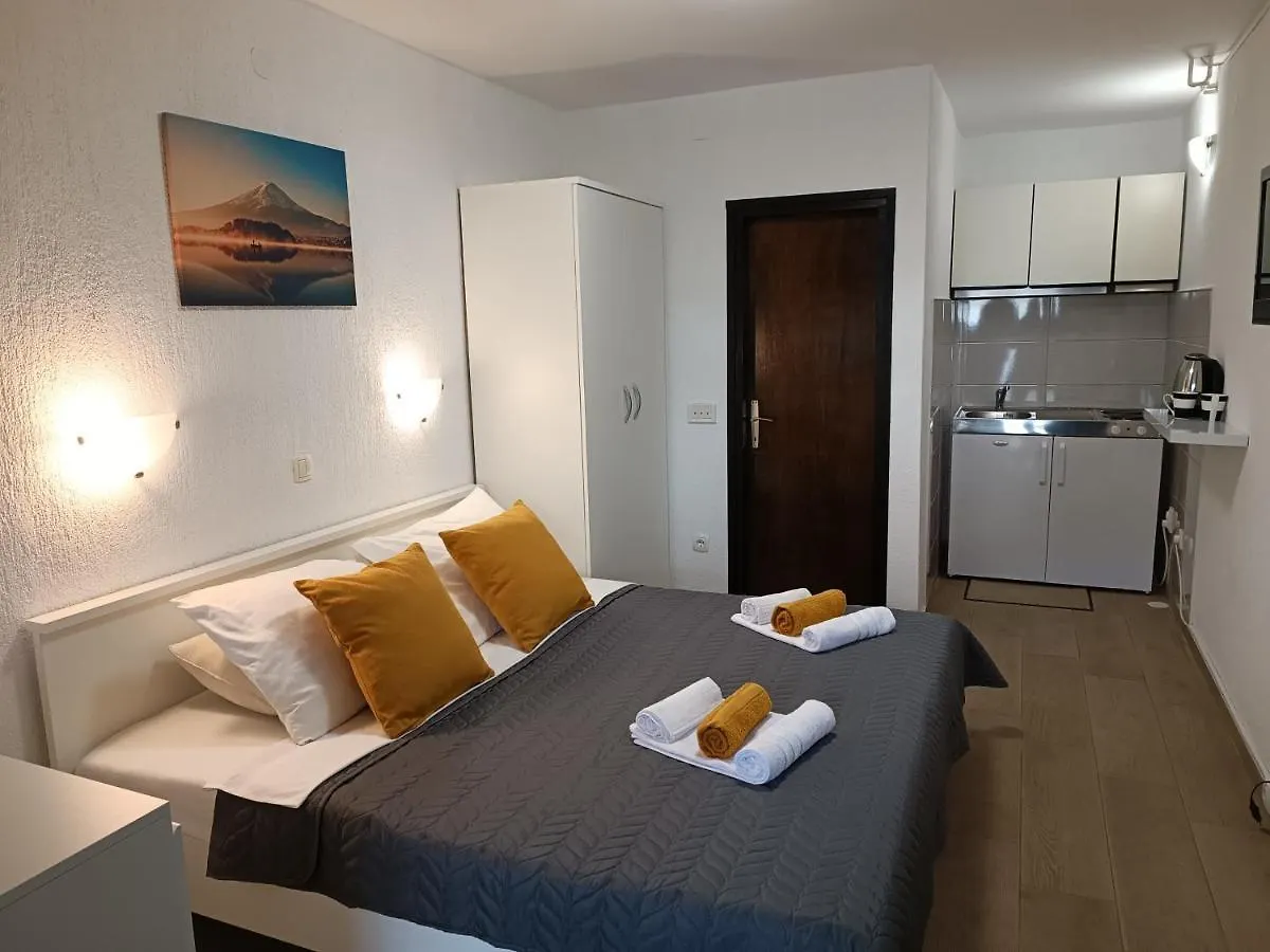 Apartments Mira Krk Krk Town 0*,