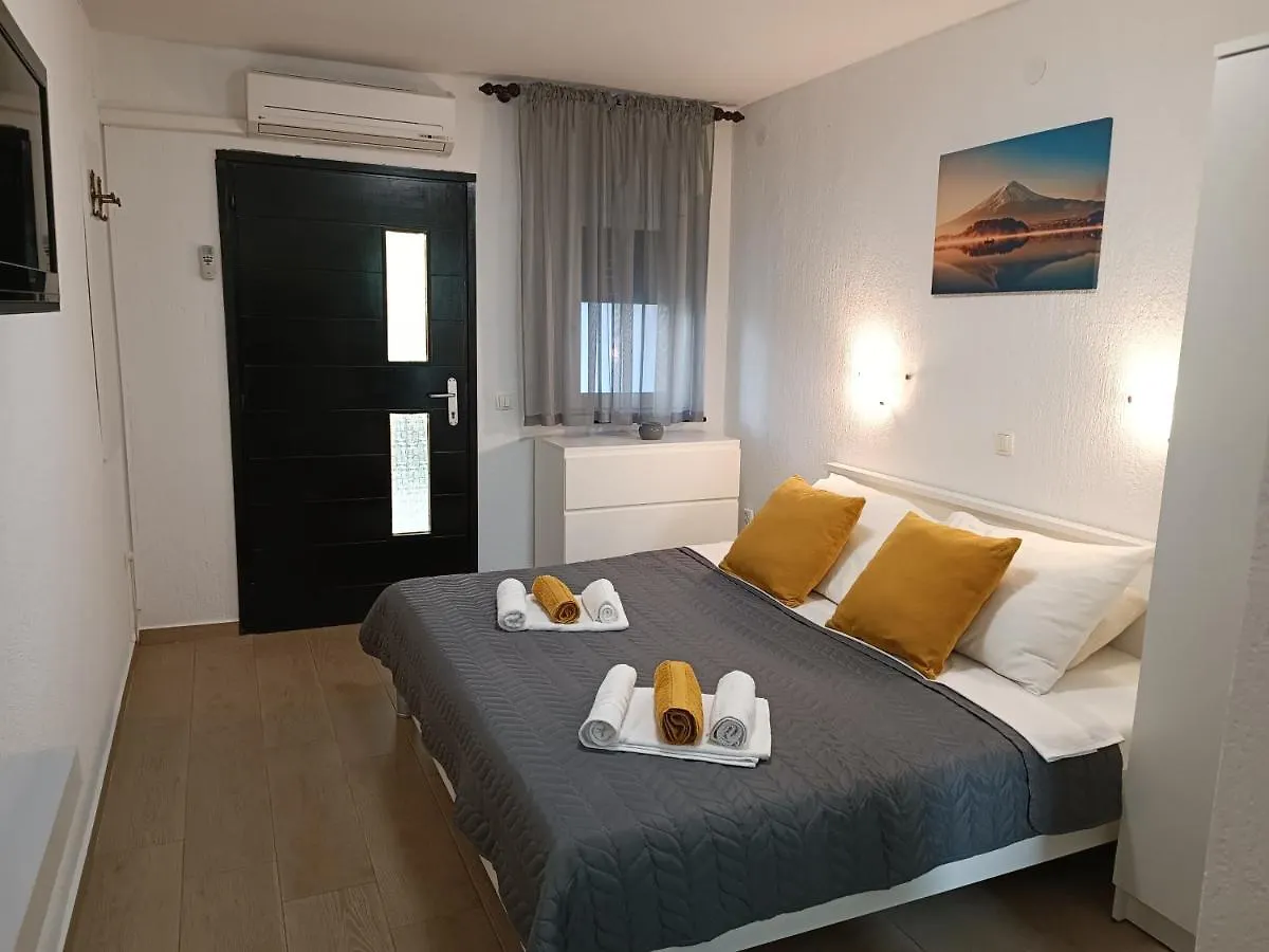 Apartments Mira Krk Krk Town 0*,
